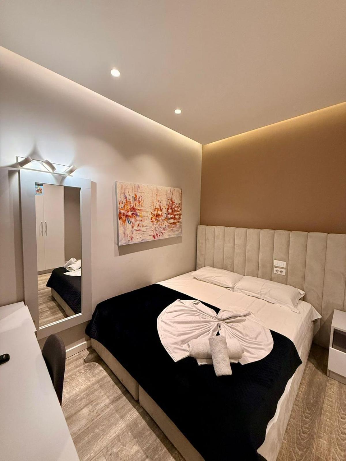 Nest&Rest Apartments 티라나 외부 사진