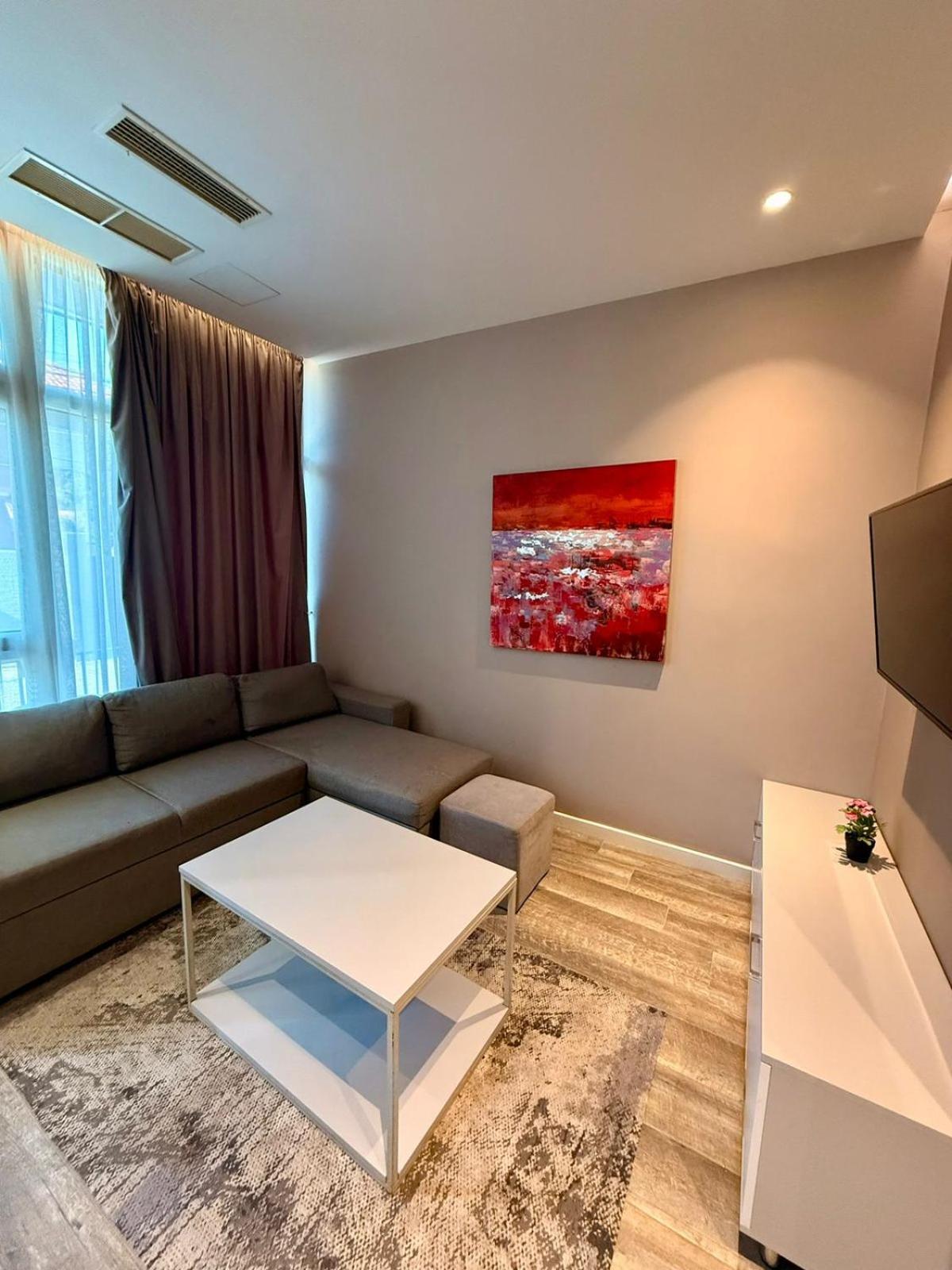Nest&Rest Apartments 티라나 외부 사진